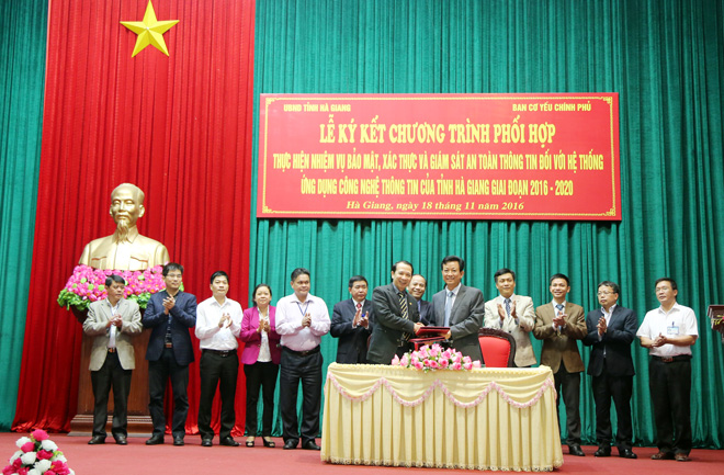 Ban Cơ yếu Chính phủ và UBND tỉnh Hà Giang phối hợp trong lĩnh vực bảo mật và an toàn thông tin